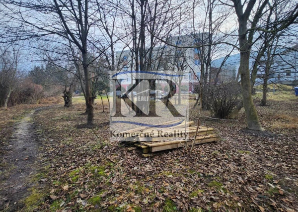 Stavebný pozemok – Horné Orešany, 1001 m²