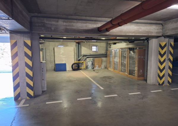 Na predaj - dvoj-garáž 6x7m  , ul. Tupého, Bratislava III  TOP