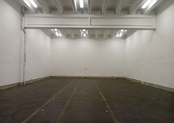 Skladové priestory na prenájom - Trenčín 