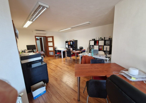 Kancelársky priestor na prenájom - Senec