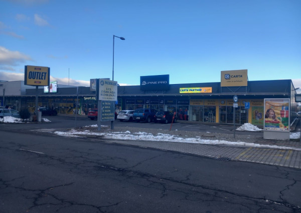 Obchodný priestor v nákupnom centre v lokalite Kamenné Pole - Liptovský Mikuláš, 484,05m2
