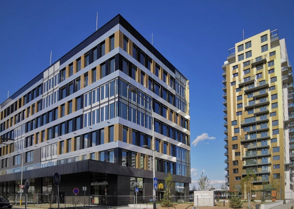 EINPARK Reprezentatívne kancelárske priestory na prenájom, Einsteinova – Petržalka		