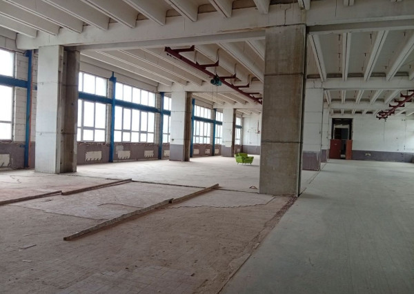 Na prenájom -haly pre ľahkú výrobu , Považská Bystrica