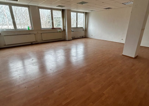 Kancelárske priestory v rôznych výmerách v mestskej časti Dolné Krškany