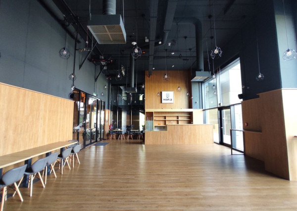 Obchodné priestory vhodné na showroom, EINPARK, Einsteinova-Petržalka