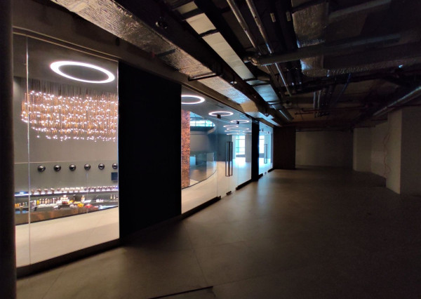 Obchodný priestor v exkluzívnej budove TOWER 5 v tesnej blízkosti štadióna Tehelné Pole, Kalinčiakova, BA3