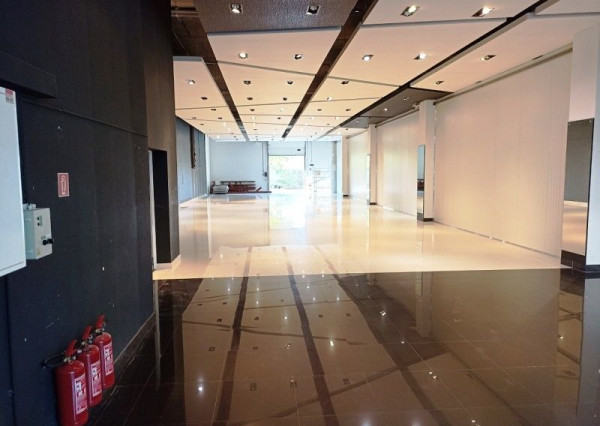 Obchodný priestor 375m² v Golden City na prenájom
