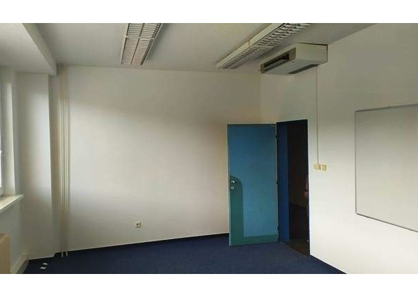 Kancelársky priestor na prenájom na Karloveskej ulici