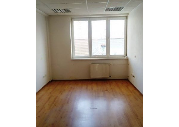 Kancelársky priestor 3x 18,5m² v Ružinove
