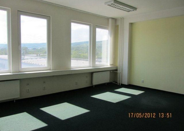 Kancelárske priestory, Rybničná, Bratislava III