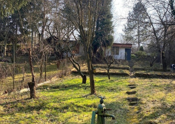 Na predaj slnečná záhrada v obľúbenej rekreačnej lokalite Veľká Lúka - Bratislava IV TOP