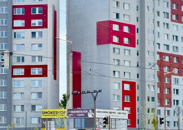 OBCHODNÝ PRIESTOR – NÁMESTIE HRANIČIAROV, BRATISLAVA 100 m² | samostatná budova | TOP
