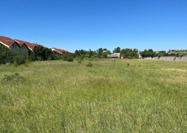 Developerský pozemok v Miloslavove na predaj – 4 205 m² 