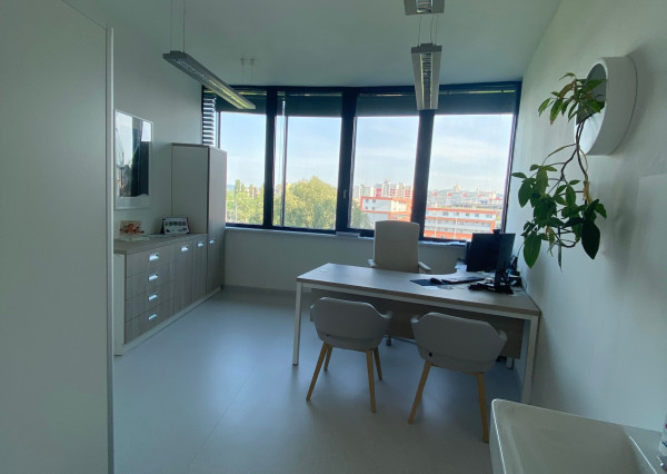 Priestory pre kliniku 295m2, so zdravotníckym štandardom, Petržalka