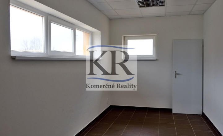 Skladový priestor 280m2 na prenájom, Nové Mesto nad Váhom - fotografia 6