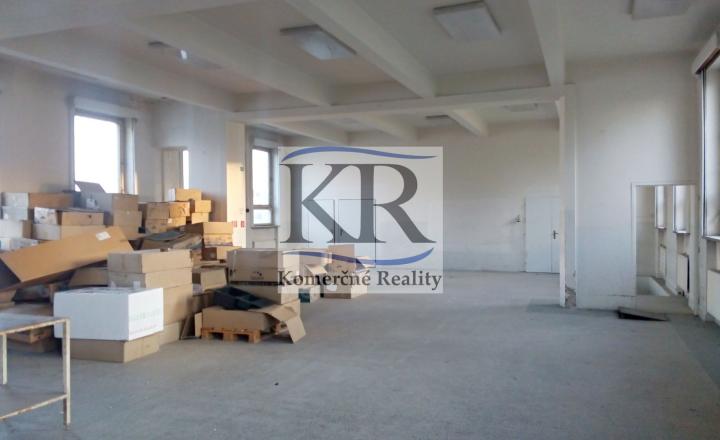 335 m2 - Sklad na PRENÁJOM, Nové Mesto n. Váhom - fotografia 1