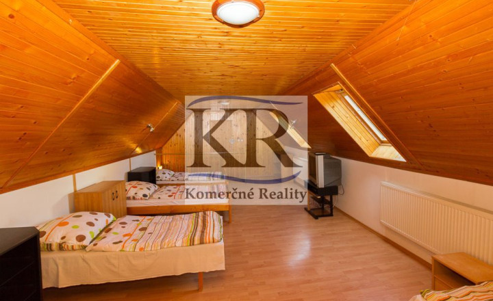 Ubytovanie pre pracujúcich / robotníkov, 90m2, 150,-EUR/osoba/mesačne vrátane en., Suchá nad Parnou - fotografia 4