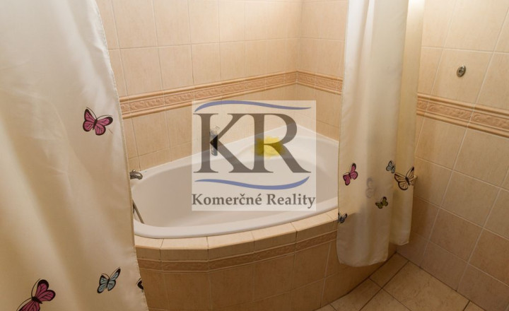 Ubytovanie pre pracujúcich / robotníkov, 90m2, 150,-EUR/osoba/mesačne vrátane en., Suchá nad Parnou - fotografia 3