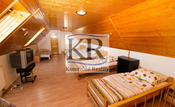 Ubytovanie pre pracujúcich / robotníkov, 90m2, 150,-EUR/osoba/mesačne vrátane en., Suchá nad Parnou - fotografia 5