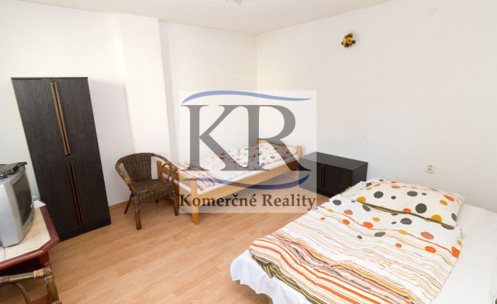 Ubytovanie pre pracujúcich / robotníkov, 90m2, 150,-EUR/osoba/mesačne vrátane en., Suchá nad Parnou - fotografia 11