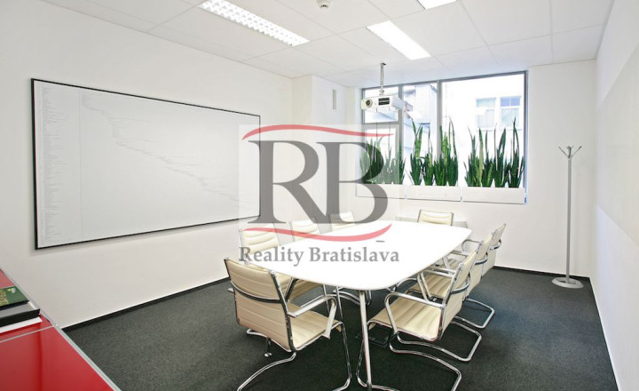 Exkluzívny administratívny priestor s terasou v centre, Mickiewiczova, Bratislava I, 148,47m2 - fotografia 8