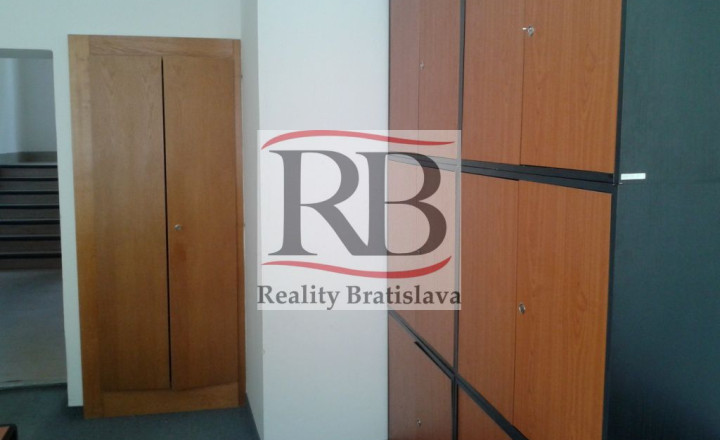 Kancelárske priestory na Tallerovej ulici, Bratislava I - fotografia 1