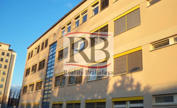 Kancelárie na prenájom - 34m2, Mlynské Nivy, Bratislava II - fotografia 4