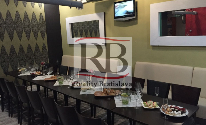 Reštaurácia v Starom meste na predaj, Bratislava I - fotografia 2