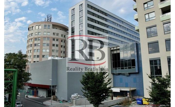 Kancelárie vysokého štandardu so strategickou polohou, 101 m2
