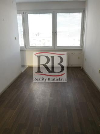 Uzavretý kancelársky celok v blízkosti trhoviska Miletičova, 244 m2 alebo 484 m2 - fotografia 6