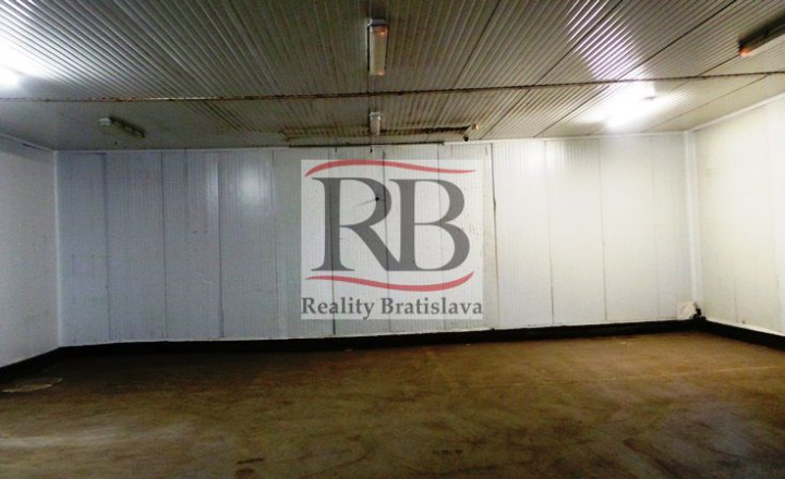 Skladový priestor na prenájom(144m2) Bratislava-Rača - fotografia 1
