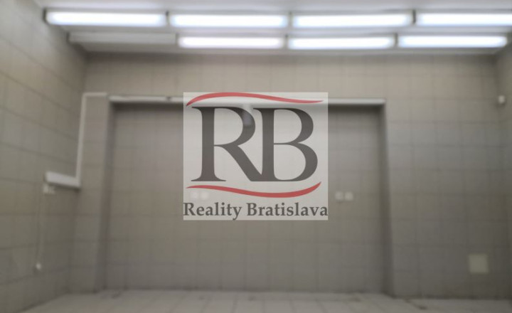 Priestory po KLINIKE, vhodné na ambulancie, kancelárie, 220 m2 - fotografia 16