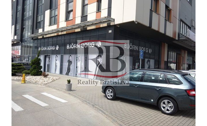 Na prenájom obchodný priestor na Starej Vajnorskej v Novom Meste - fotografia 1