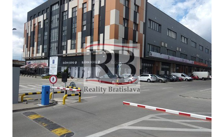 Na prenájom skladový priestor na Starej Vajnorskej v BAIII, 70m2 - fotografia 2