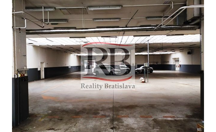 Výrobno - skladový priestor na prenájom, Trenčianska - Ružinov - fotografia 3