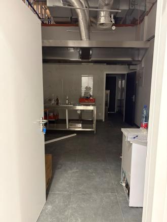 Voľný priestor na gastro prevádzku na prenájom - Bratislava II  - fotografia 3