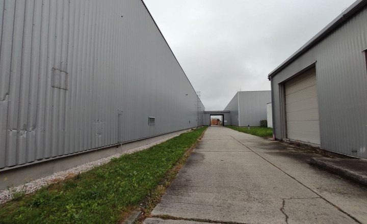8.273m2 skladovo-výrobná hala s možnosťou 735m2 administratívy na prenájom, DUNAJSKA STREDA - fotografia 3
