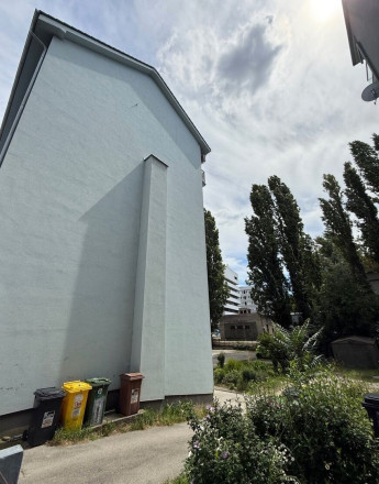 Na predaj parkovacie státie na ulici Klincová, Ružinov - fotografia 1