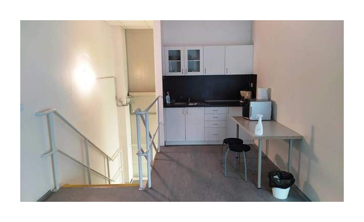 Prenájom - sklad s administratívou, Technická, Bratislava II - fotografia 18