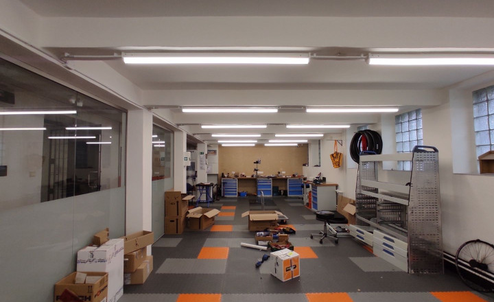 Obchodno-servisno skladový priestor na Račianskej ulici v Novom Meste, 140 m2 - fotografia 3