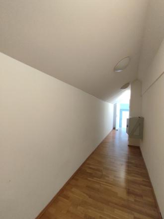 Kancelársky celok v reprezentatívnom historickom objekte v centre, 193,8 m2 - fotografia 3