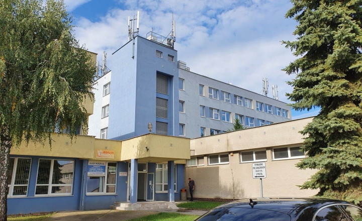 Prenájom kancelárskych a prevádzkových priestorov s parkovaním po kompletnej rekonštrukcii