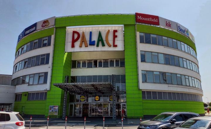 Obchodný priestor v SHOPPING PALACE TESCO na prenájom, BAII, 91m2