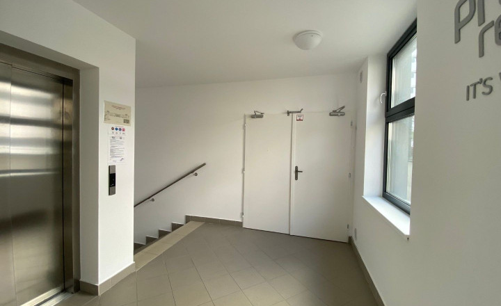 Novostavba kancelárskeho priestoru na prenájom - Bratislava V - fotografia 12