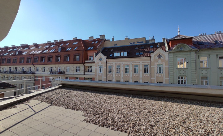 Moderné administratívne priestory s terasou - Palisády, 250 m2