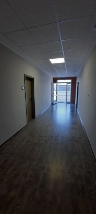 Nebytové/Kancelárske priestory na prenájom - fotografia 1