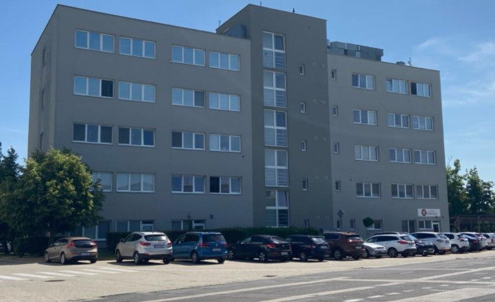 ADMINISTRATÍVNE budovy na PREDAJ, Na Pántoch – Rača 