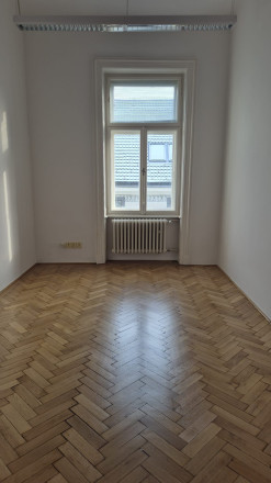 Na prenájom kancelárske priestory - ul. Michalská, Bratislava I  - fotografia 1