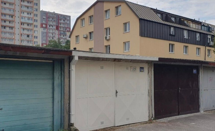 Na predaj garáž bez pozemku v Bratislave III TOP 
