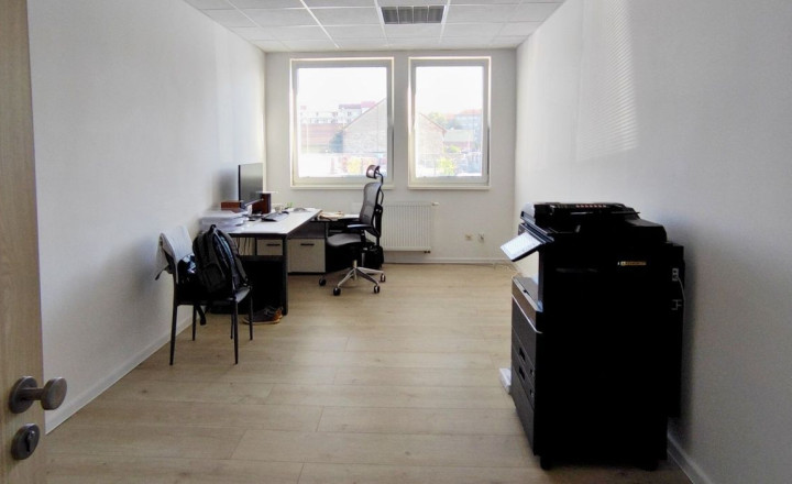 Na prenájom kancelárie v Trenčíne - širšie centrum